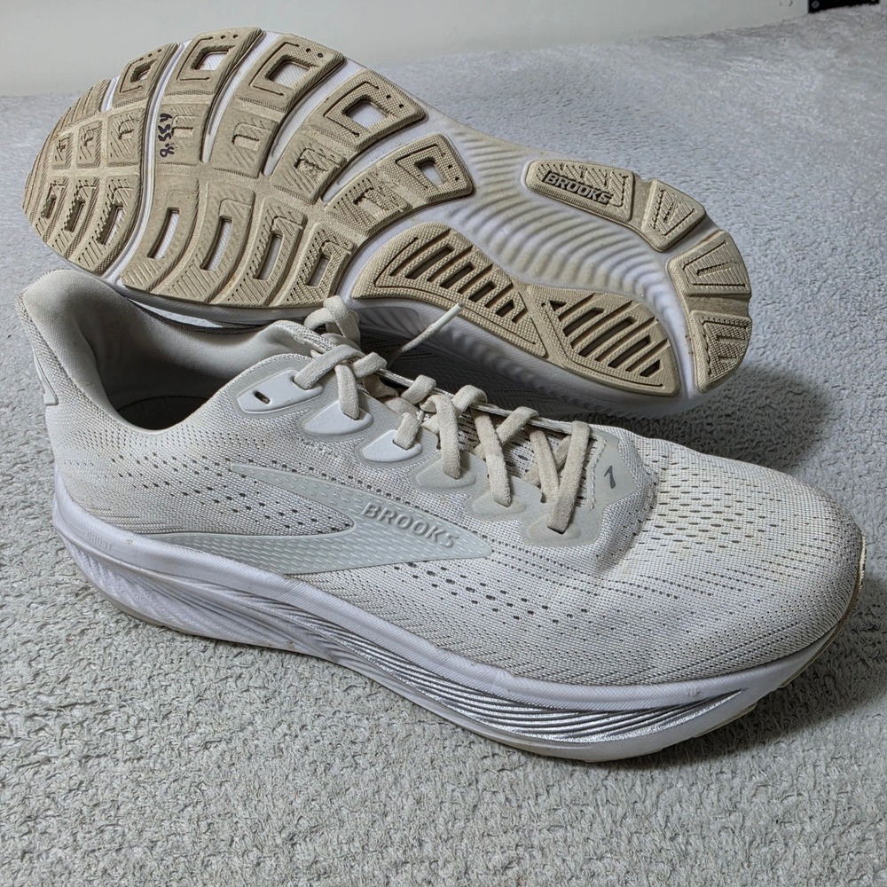 Brooks Ghost 17 Women 11.5 White Wide D Running Shoes 1204311D151